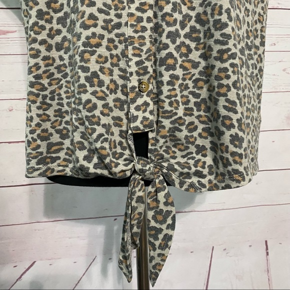 C&C California Cheetah Print Button Down Tie Shirt - Picture 3 of 8